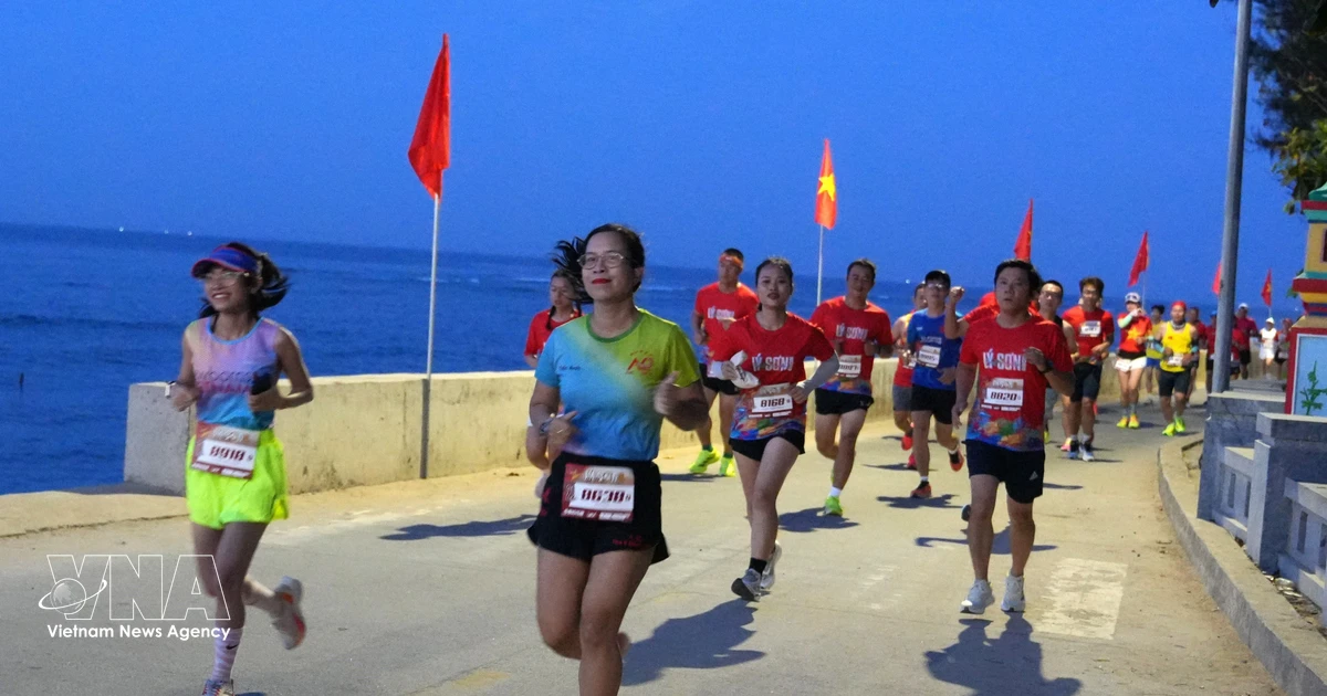 ly son half marathon Ly Son Half Marathon: Hampir 1.800 Pelari Menikmati… ly son half marathon - ilustrasi berita Ly Son Half Marathon: Hampir 1.800 Pelari Menikmati Pemandangan Ikonik Pulau
