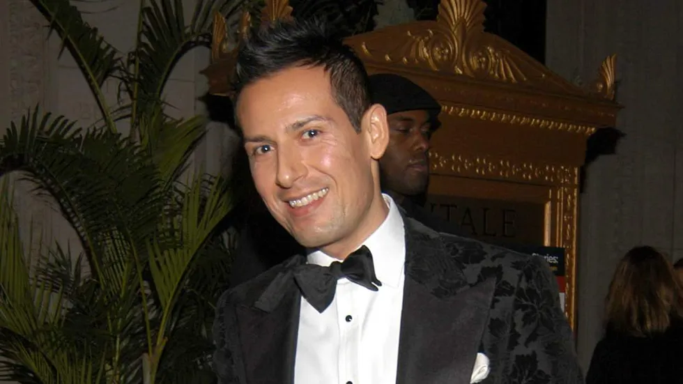 gregory wein - ilustrasi berita Gregory Wein Meninggal pada Usia 54, Mantan Fashion Editor dan Stylist Ternama