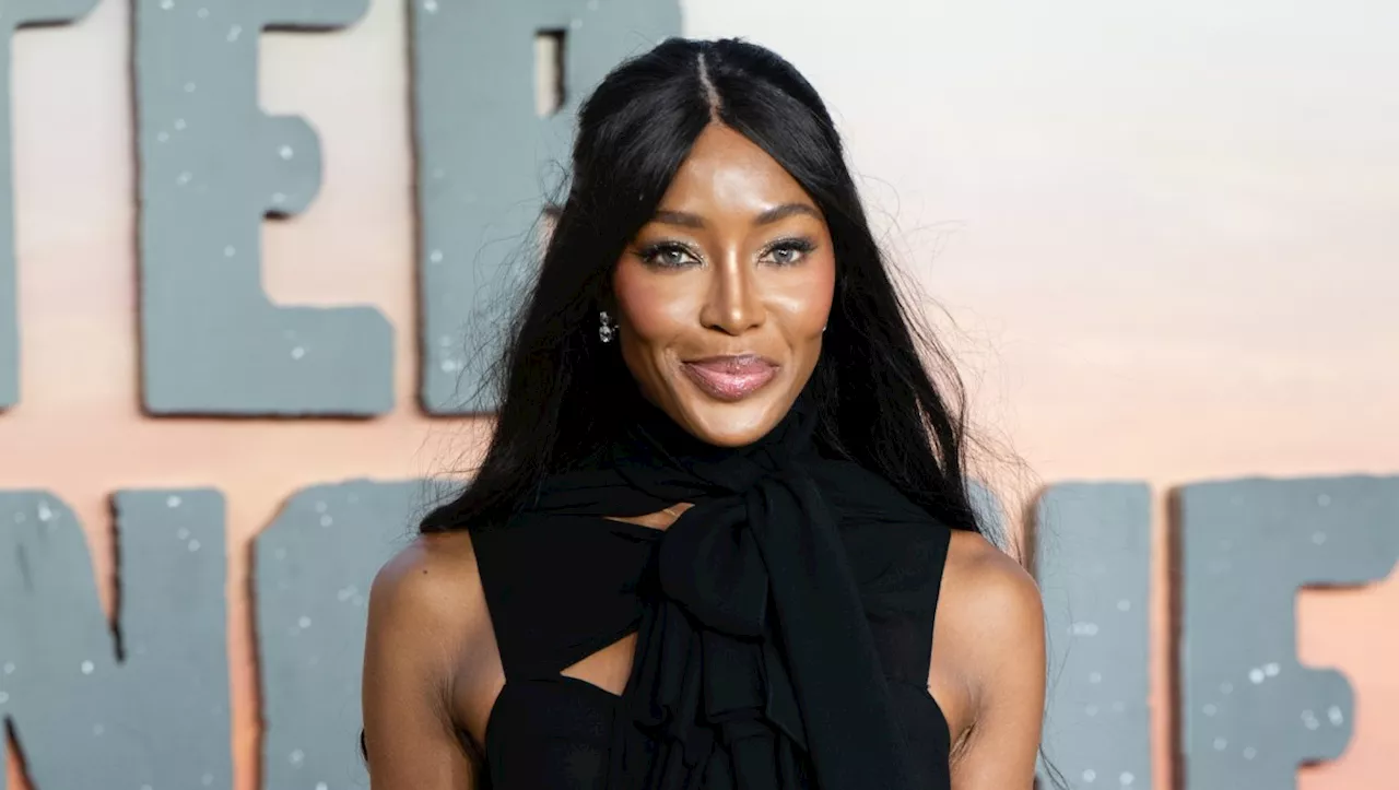 naomi campbell - ilustrasi berita Naomi Campbell dan Pengaruh Gayanya: Duplikat Tas Terjangkau yang Mencuri Perhatian