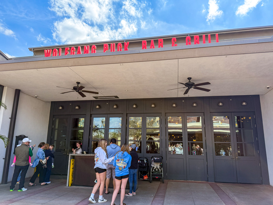 restoran disney springs - ilustrasi berita Restoran Disney Springs yang Populer Tutup Permanen Bulan Depan