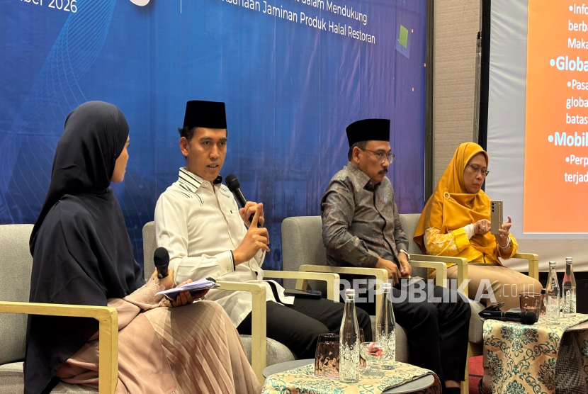 restoran banyak outlet - ilustrasi berita Jelang Wajib Halal 2026, Restoran Banyak Outlet Tak Harus Menunggu Semua…