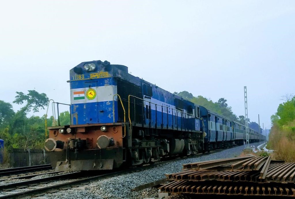 yesvantpur bidar - ilustrasi berita SWR Luncurkan Kereta Khusus Yesvantpur Bidar untuk Mudik Ganesha Chaturthi